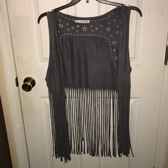 Grey Vest - Picture 1 of 1